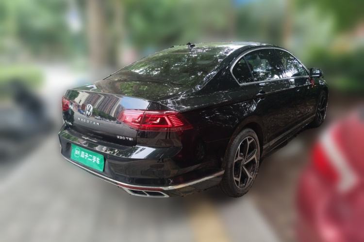 Used Volkswagen Magotan 2023 2 Million Units Limited Edition 330TSI DSG Leading Version Rear Right 45 Deg