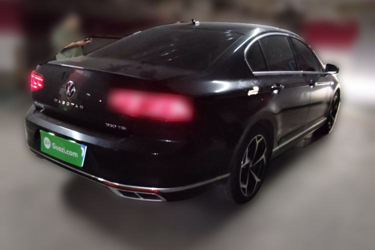 Used Volkswagen Magotan 2023 2 Million Units Commemorative Edition 330TSI DSG Luxury Version Rear Right 45 Deg