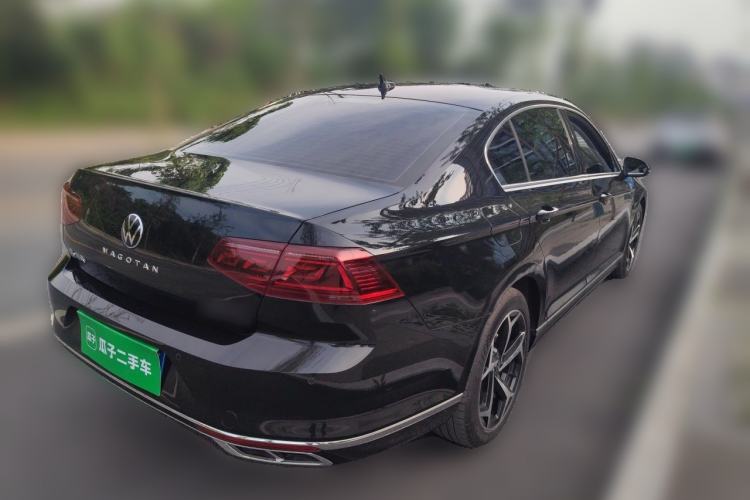 Used Volkswagen Magotan 2023 2 Million Units Limited Edition 330TSI DSG Leading Version Rear Right 45 Deg