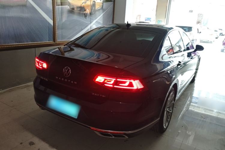 Used Volkswagen Magotan 2023 2 Million Units Commemorative Edition 330TSI DSG Luxury Version Rear Right 45 Deg