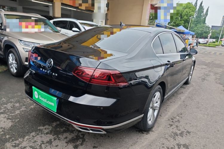 Used Volkswagen Magotan 2023 2 Million Units Limited-Edition 280TSI DSG Comfort Version Rear Right 45 Deg