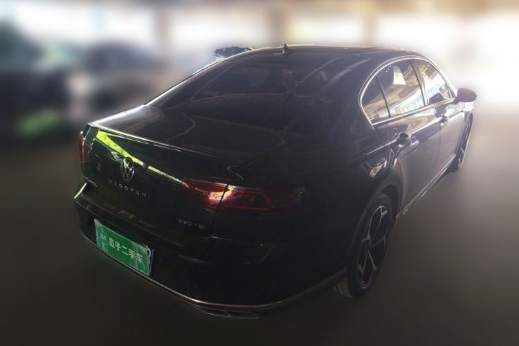 Used Volkswagen Magotan 2023 2 Million Units Commemorative Edition 330TSI DSG Luxury Version Rear Right 45 Deg