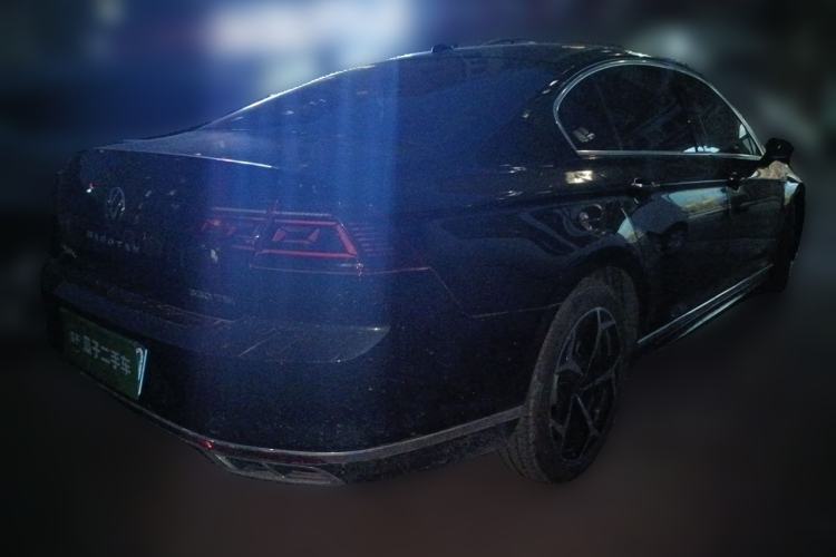 Used Volkswagen Magotan 2023 2 Million Units Commemorative Edition 330TSI DSG Luxury Version Rear Right 45 Deg