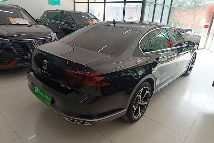 Used Volkswagen Magotan 2023 2 Million Units Commemorative Edition 330TSI DSG Luxury Version Rear Right 45 Deg