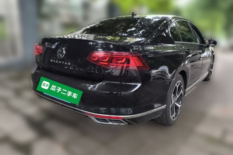 Used Volkswagen Magotan 2023 2 Million Units Commemorative Edition 330TSI DSG Luxury Version Rear Right 45 Deg