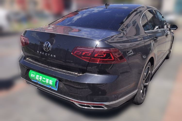 Used Volkswagen Magotan 2023 2 Million Units Commemorative Edition 330TSI DSG Luxury Version Rear Right 45 Deg