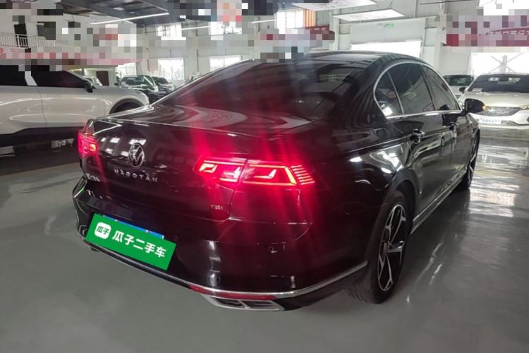 Used Volkswagen Magotan 2023 2 Million Units Limited Edition 280TSI DSG Leading Version Rear Right 45 Deg