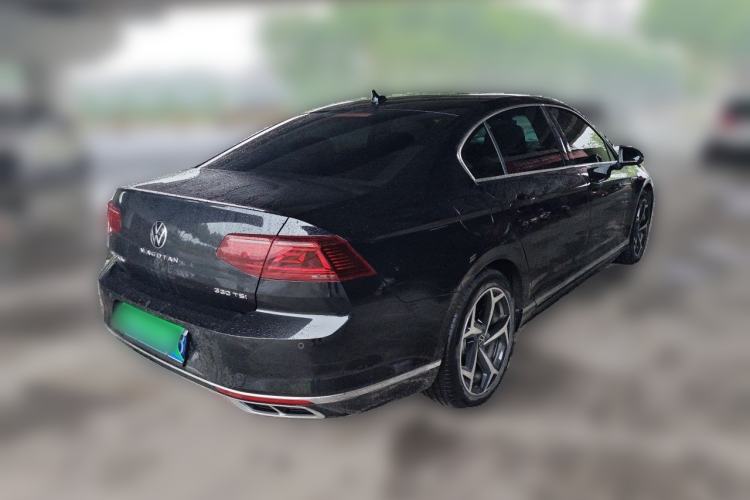 Used Volkswagen Magotan 2023 2 Million Units Commemorative Edition 330TSI DSG Luxury Version Rear Right 45 Deg