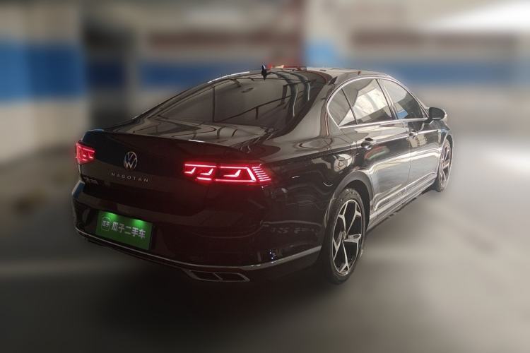 Used Volkswagen Magotan 2023 2 Million Units Commemorative Edition 330TSI DSG Luxury Version Rear Right 45 Deg
