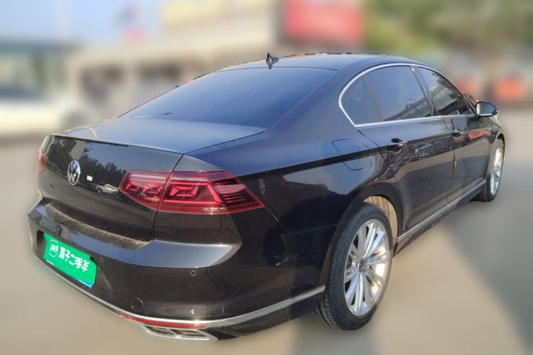 Used Volkswagen Magotan 2023 2 Million Units Limited-Edition 380TSI DSG Flagship Version Rear Right 45 Deg