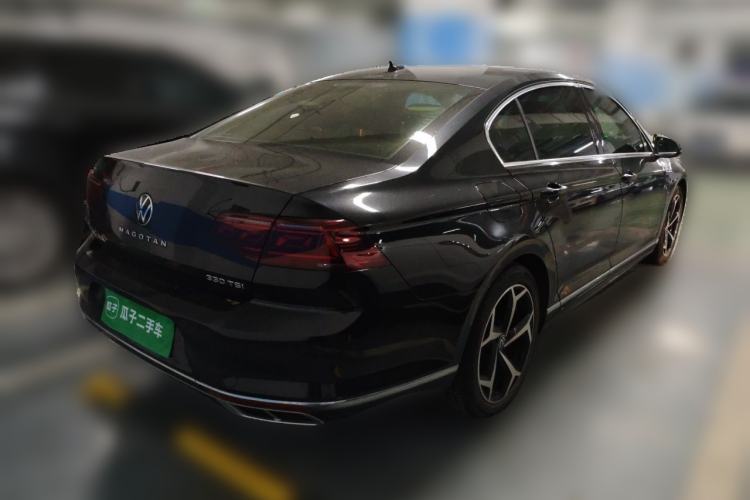 Used Volkswagen Magotan 2023 2 Million Units Commemorative Edition 330TSI DSG Luxury Version Rear Right 45 Deg