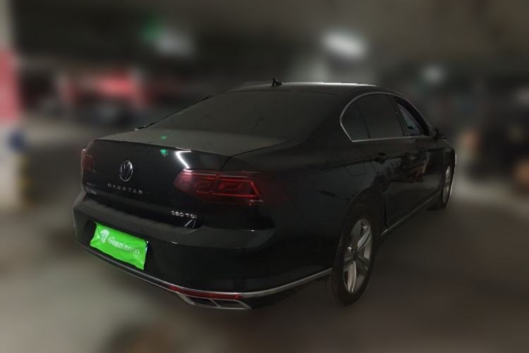 Used Volkswagen Magotan 2023 2 Million Units Limited-Edition 280TSI DSG Comfort Version Rear Right 45 Deg