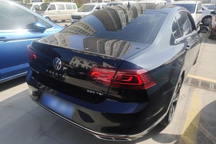 Used Volkswagen Magotan 2023 2 Million Units Limited Edition 330TSI DSG Leading Version Rear Right 45 Deg