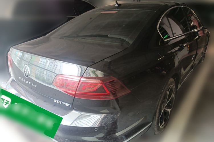 Used Volkswagen Magotan 2023 2 Million Units Limited Edition 330TSI DSG Leading Version Rear Right 45 Deg