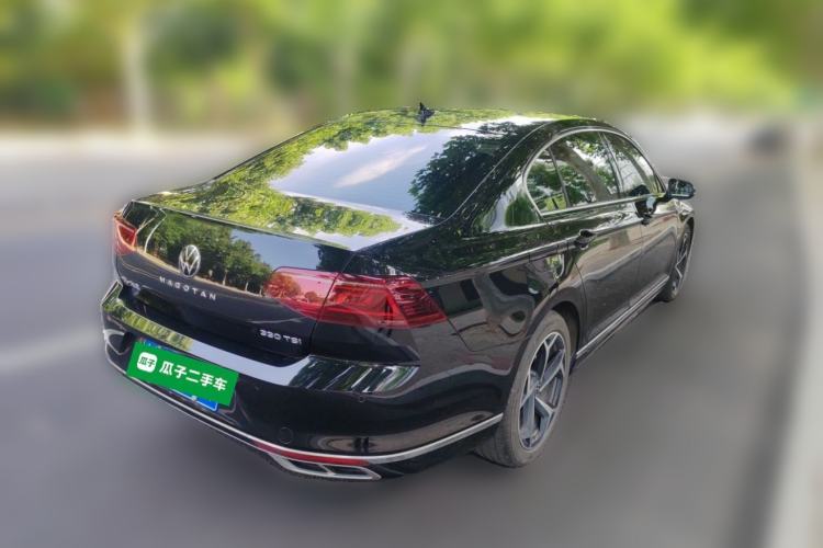 Used Volkswagen Magotan 2023 2 Million Units Commemorative Edition 330TSI DSG Luxury Version Rear Right 45 Deg