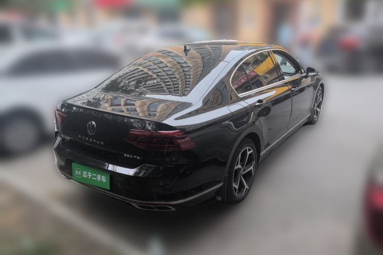 Used Volkswagen Magotan 2023 2 Million Units Limited Edition 330TSI DSG Leading Version Rear Right 45 Deg