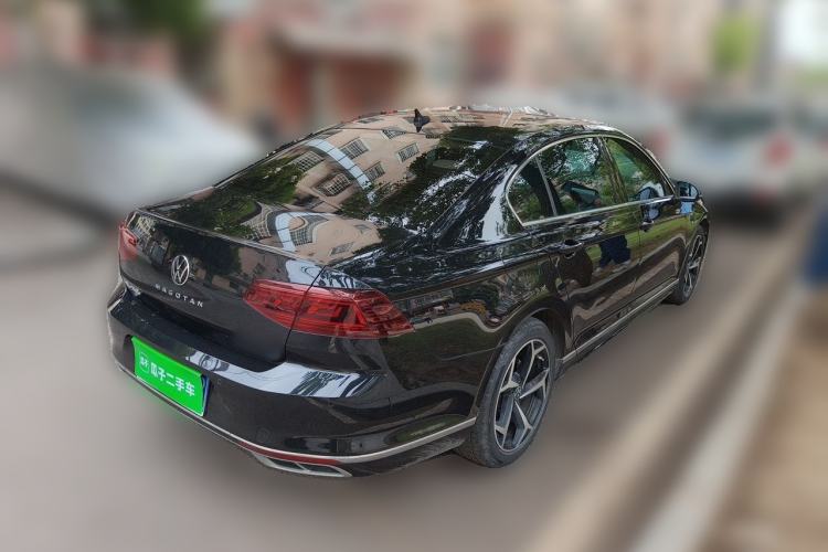 Used Volkswagen Magotan 2023 2 Million Units Commemorative Edition 330TSI DSG Luxury Version Rear Right 45 Deg