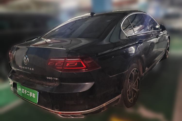 Used Volkswagen Magotan 2023 2 Million Units Commemorative Edition 330TSI DSG Luxury Version Rear Right 45 Deg