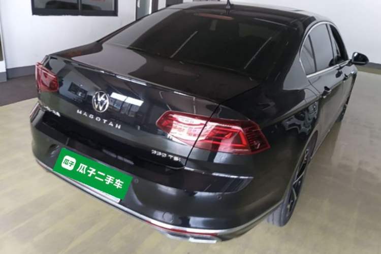 Used Volkswagen Magotan 2023 2 Million Units Commemorative Edition 330TSI DSG Luxury Version Rear Right 45 Deg
