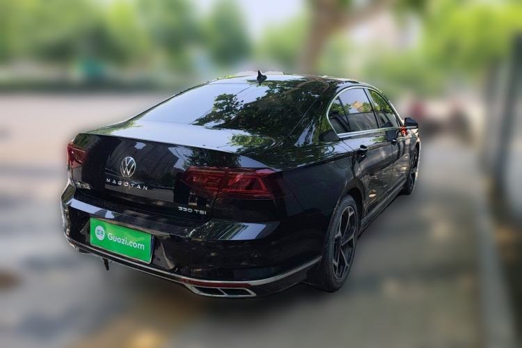 Used Volkswagen Magotan 2023 2 Million Units Limited Edition 280TSI DSG Leading Version Rear Right 45 Deg