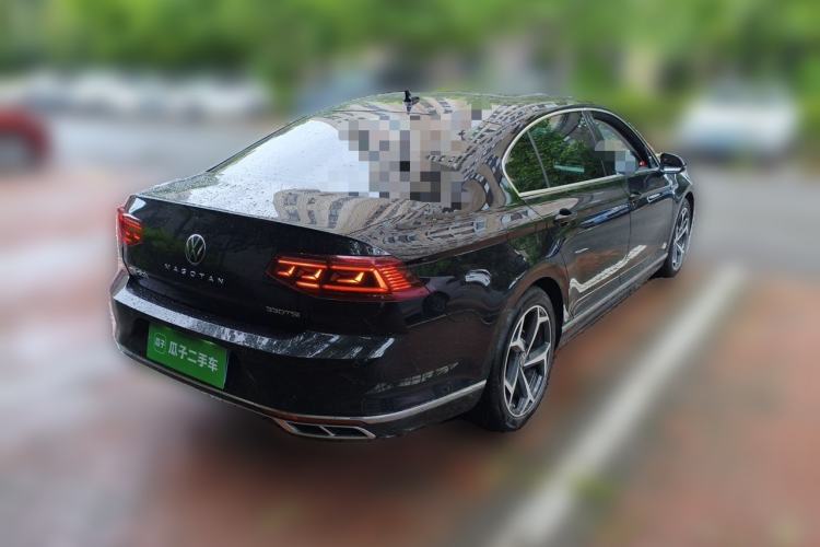 Used Volkswagen Magotan 2023 2 Million Units Commemorative Edition 330TSI DSG Luxury Version Rear Right 45 Deg