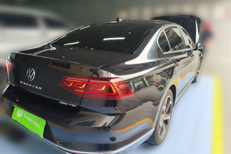Used Volkswagen Magotan 2023 2 Million Units Limited-Edition 380TSI DSG Flagship Version Rear Right 45 Deg