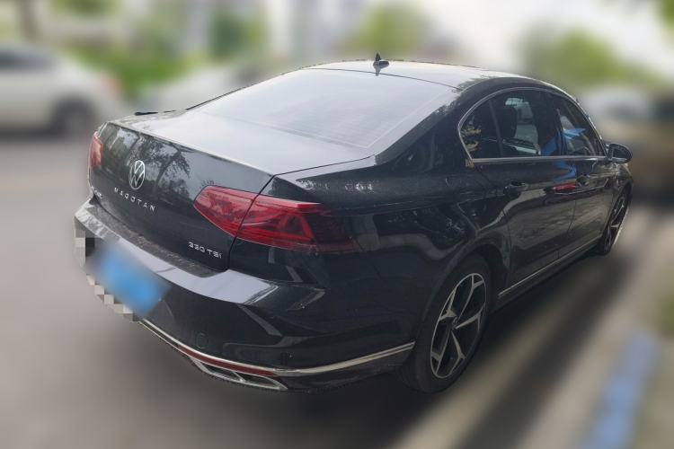 Used Volkswagen Magotan 2023 2 Million Units Commemorative Edition 330TSI DSG Luxury Version Rear Right 45 Deg