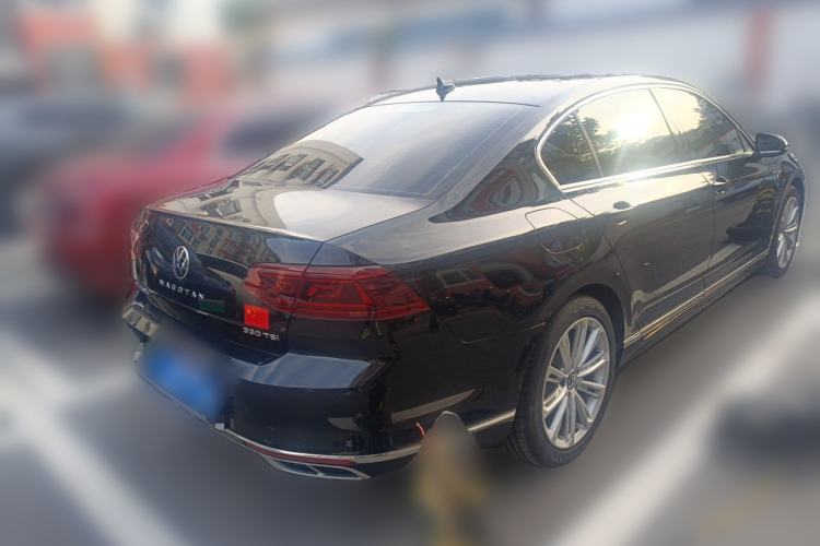 Used Volkswagen Magotan 2023 2 Million Units Commemorative Edition 330TSI DSG Luxury Version Rear Right 45 Deg