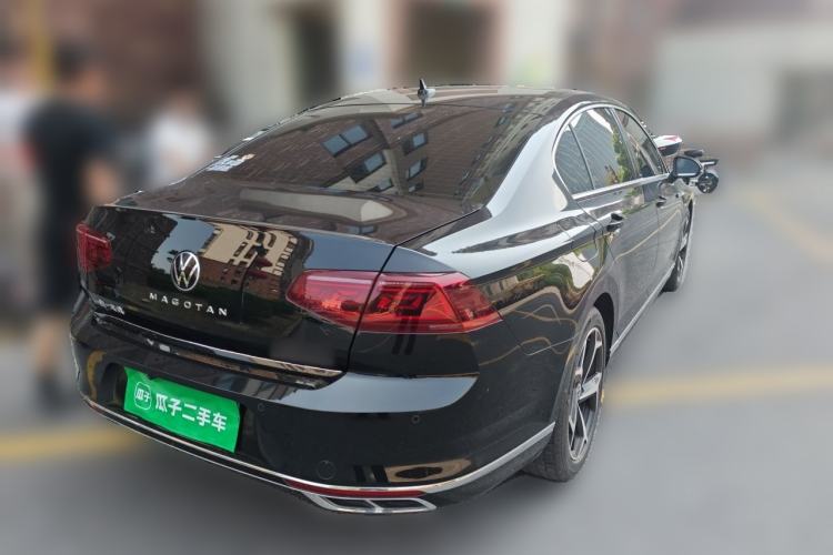 Used Volkswagen Magotan 2023 2 Million Units Limited Edition 330TSI DSG Leading Version Rear Right 45 Deg