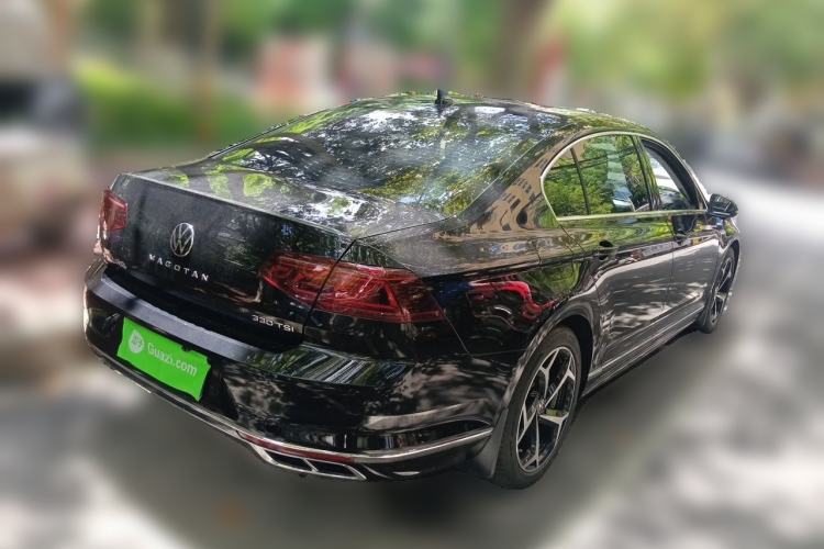 Used Volkswagen Magotan 2023 2 Million Units Commemorative Edition 330TSI DSG Luxury Version Rear Right 45 Deg