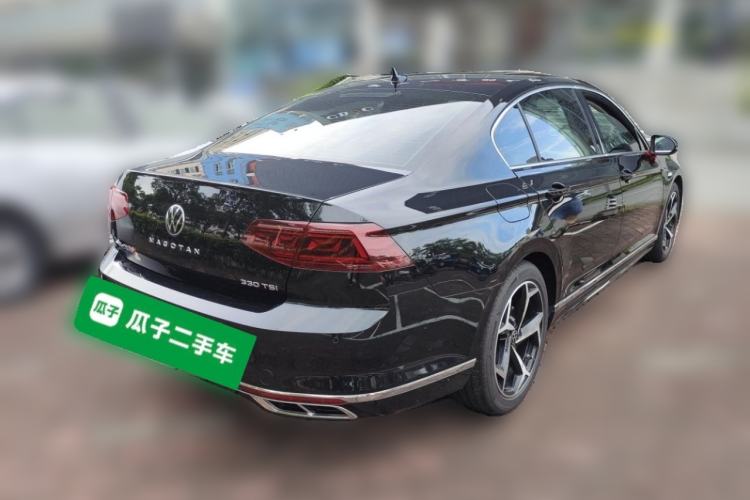 Used Volkswagen Magotan 2023 2 Million Units Commemorative Edition 330TSI DSG Luxury Version Rear Right 45 Deg