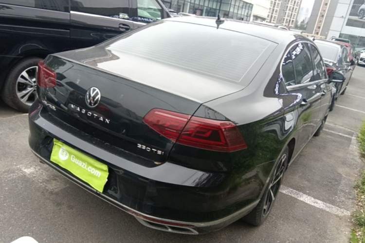 Used Volkswagen Magotan 2023 2 Million Units Limited Edition 330TSI DSG Leading Version Rear Right 45 Deg