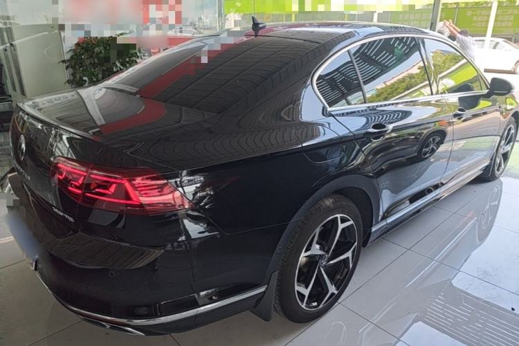 Used Volkswagen Magotan 2023 2 Million Units Limited-Edition 380TSI DSG Flagship Version Rear Right 45 Deg