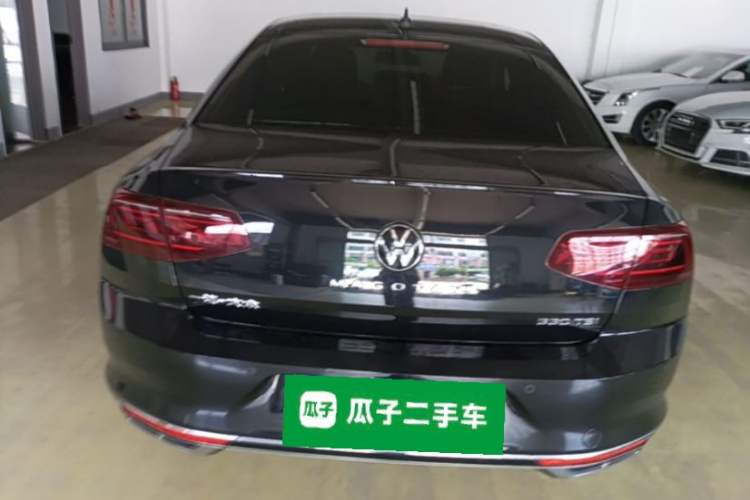 Used Volkswagen Magotan 2023 2 Million Units Commemorative Edition 330TSI DSG Luxury Version Rear