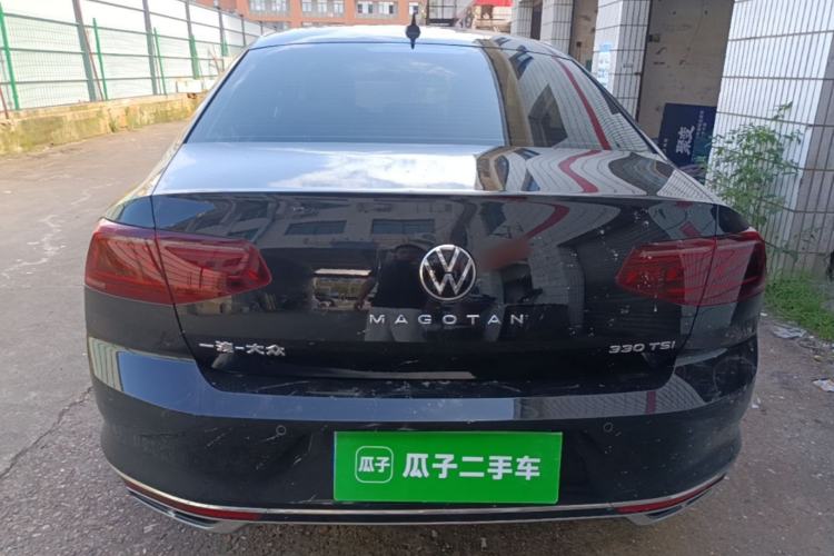 Used Volkswagen Magotan 2023 2 Million Units Commemorative Edition 330TSI DSG Luxury Version Rear