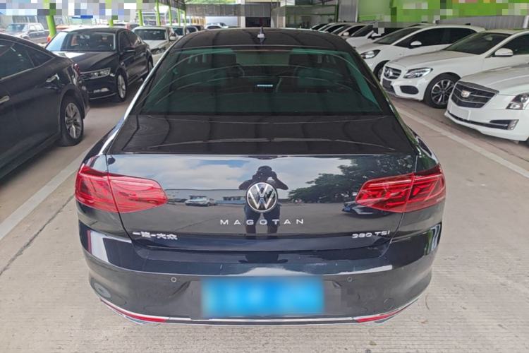 Used Volkswagen Magotan 2023 2 Million Units Limited-Edition 380TSI DSG Flagship Version Rear