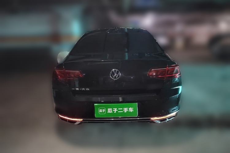Used Volkswagen Magotan 2023 2 Million Units Commemorative Edition 330TSI DSG Luxury Version Rear