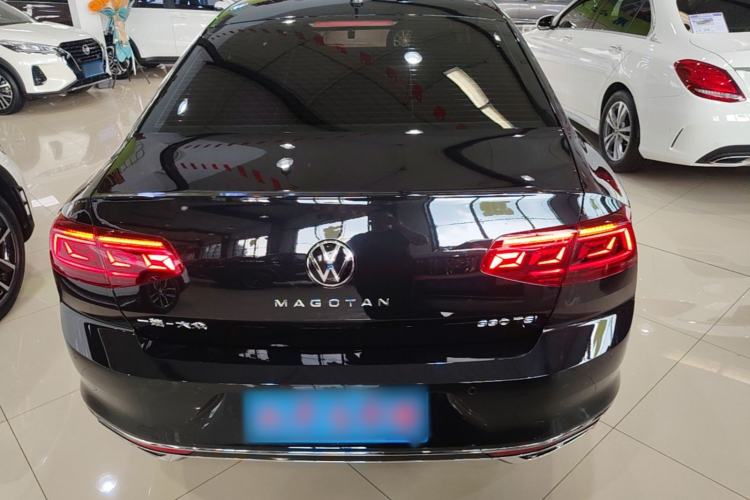 Used Volkswagen Magotan 2023 2 Million Units Commemorative Edition 330TSI DSG Luxury Version Rear