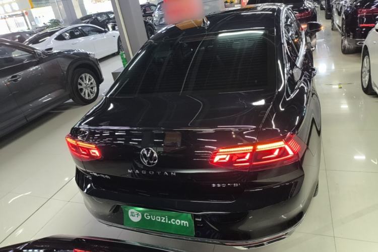 Used Volkswagen Magotan 2023 2 Million Units Commemorative Edition 330TSI DSG Luxury Version Rear