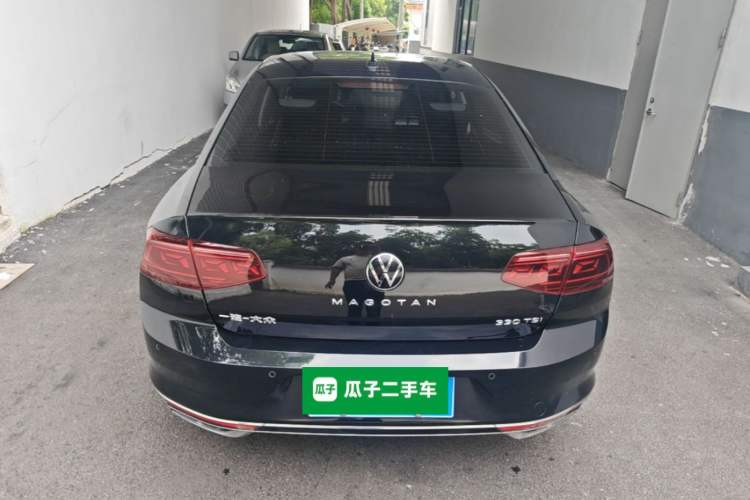 Used Volkswagen Magotan 2023 2 Million Units Commemorative Edition 330TSI DSG Luxury Version Rear