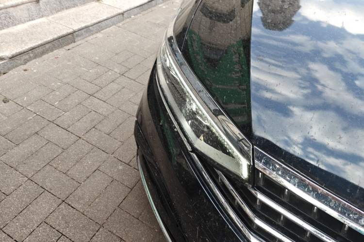 Used Volkswagen Magotan 2023 2 Million Units Limited-Edition 380TSI DSG Flagship Version Right Front Headlight