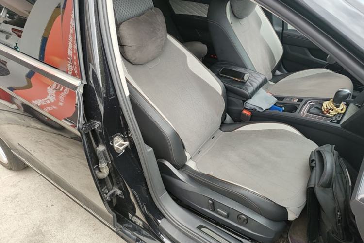 Used Volkswagen Magotan 2023 2 Million Units Limited Edition 330TSI DSG Leading Version Right Front Seat