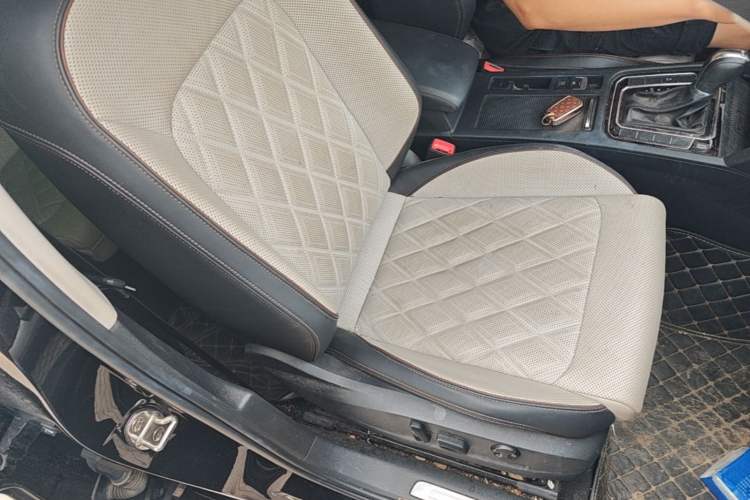 Used Volkswagen Magotan 2023 2 Million Units Limited-Edition 380TSI DSG Flagship Version Right Front Seat