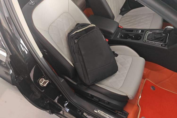 Used Volkswagen Magotan 2023 2 Million Units Limited Edition 330TSI DSG Leading Version Right Front Seat