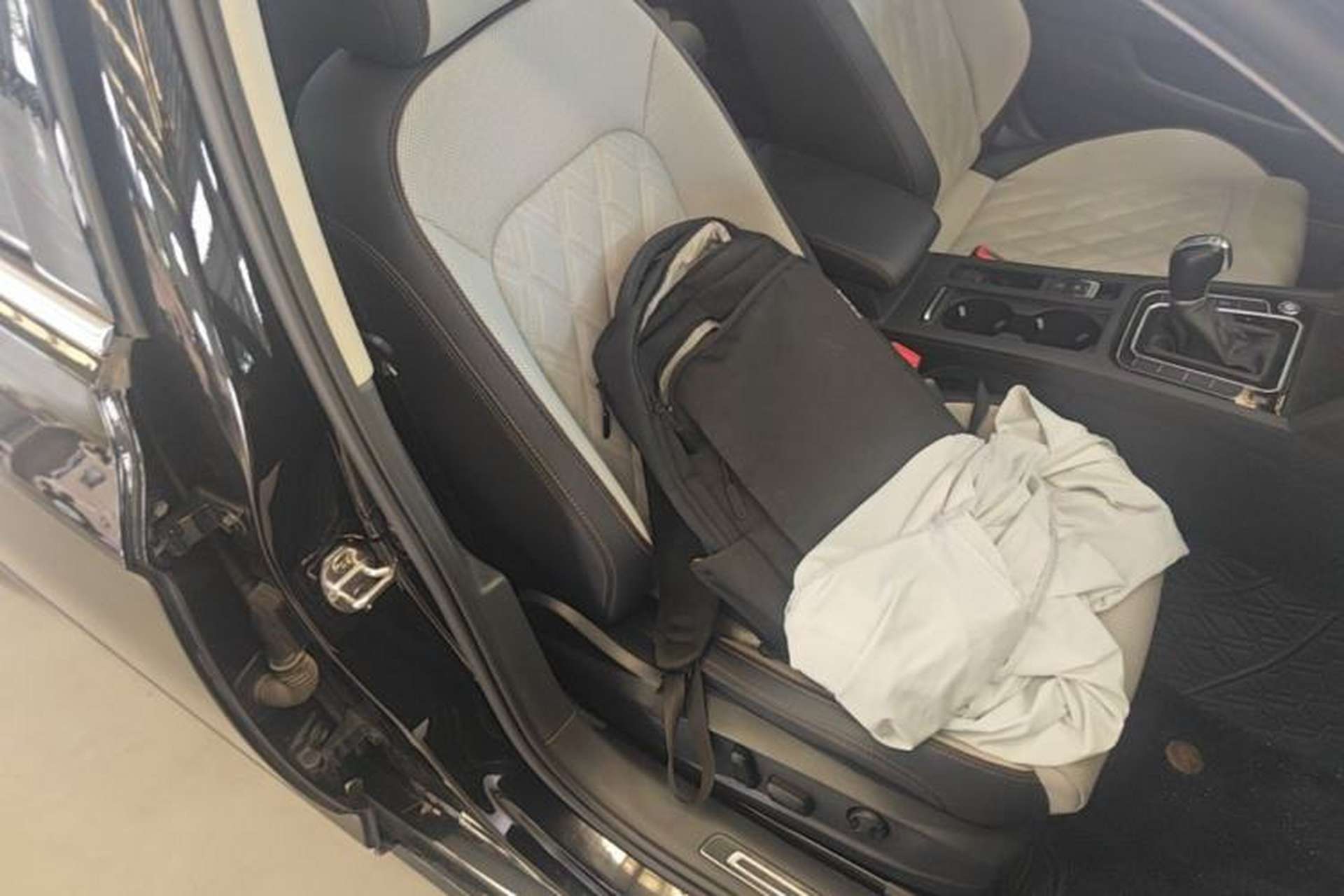 Used Volkswagen Magotan 2023 2 Million Units Limited Edition 330TSI DSG Leading Version Right Front Seat