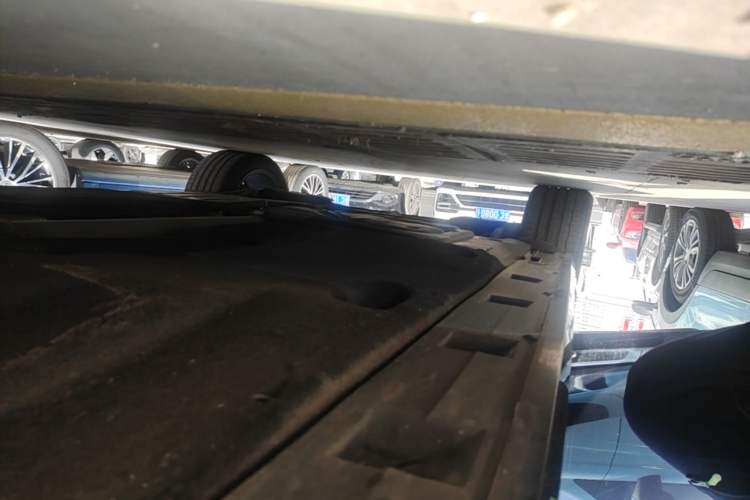 Used Volkswagen Magotan 2023 2 Million Units Limited Edition 330TSI DSG Leading Version Right Side Sill