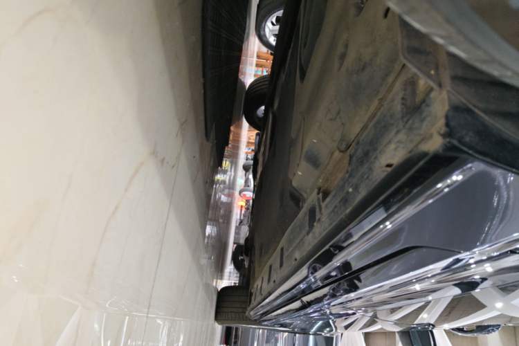 Used Volkswagen Magotan 2023 2 Million Units Limited-Edition 280TSI DSG Comfort Version Right Side Sill