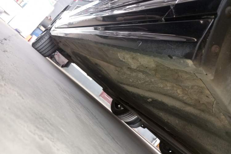 Used Volkswagen Magotan 2023 2 Million Units Limited Edition 330TSI DSG Leading Version Right Side Sill