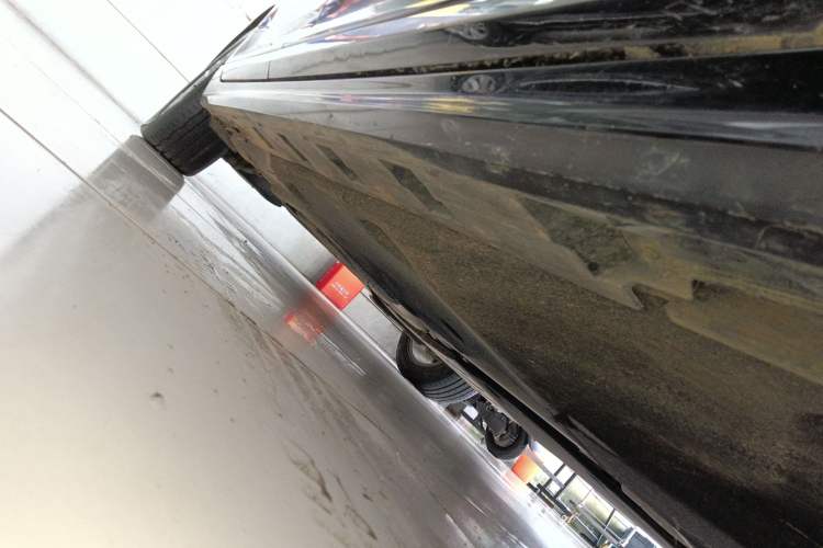 Used Volkswagen Magotan 2023 2 Million Units Limited-Edition 280TSI DSG Comfort Version Right Side Sill