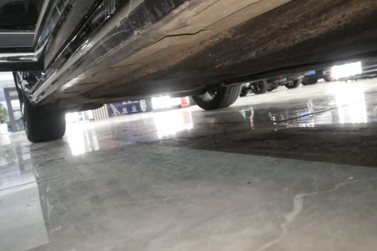 Used Volkswagen Magotan 2023 2 Million Units Limited Edition 330TSI DSG Leading Version Right Side Sill